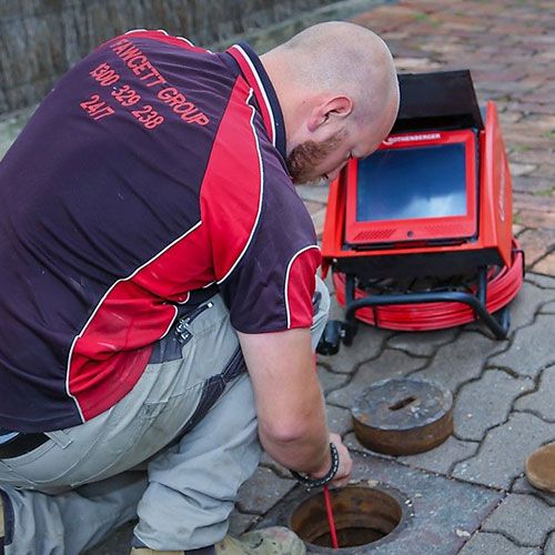 Plumbers in Henley Beach